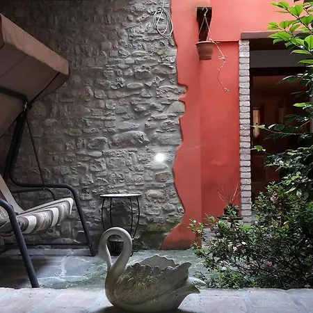 Casa Vacanze Del 600 CastellʼArquato